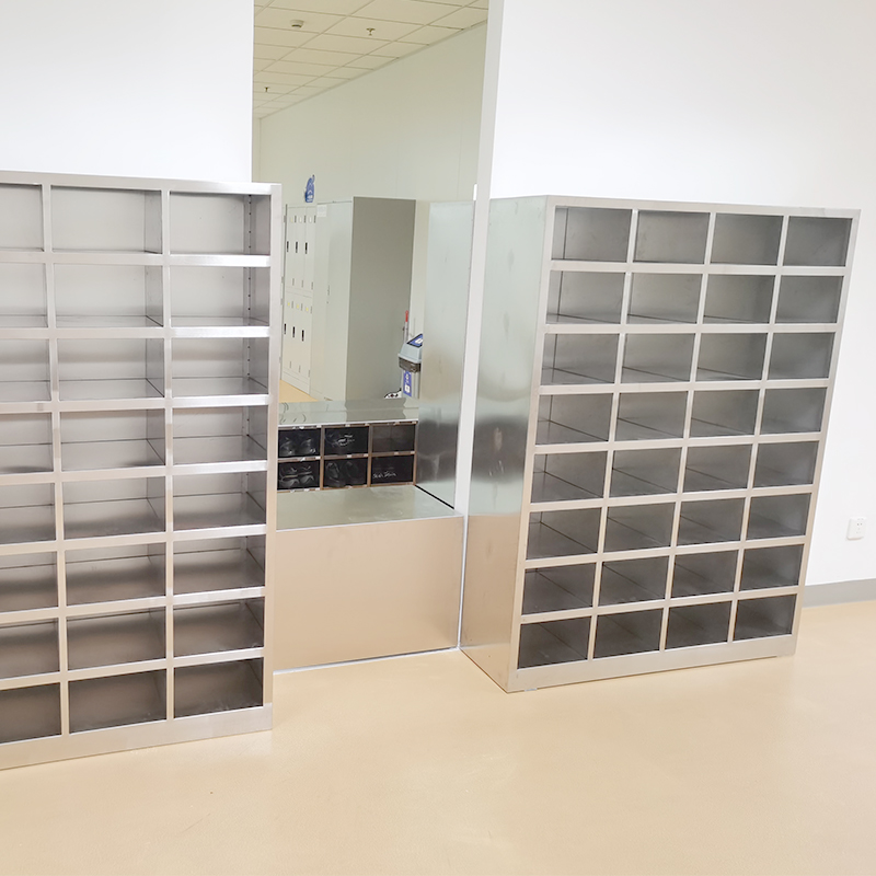 Stainless Steel Lab Clothing Storage