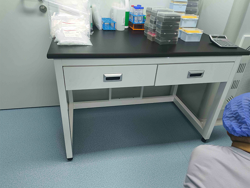 Lab Bench Customization for Specialized Research Needs