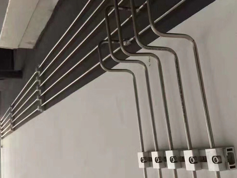 1758865788403239.jpg lab gas piping