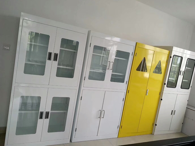 лабораторные шкафы безопасности